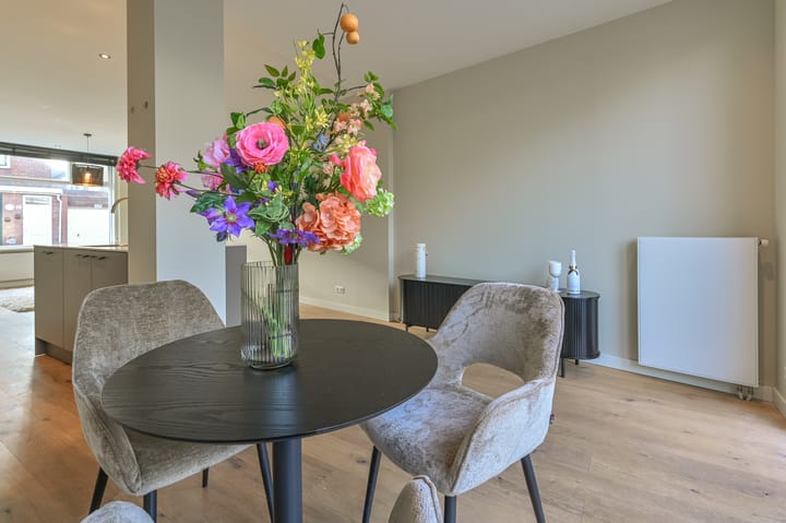 Photo 15 of De Ruyterstraat 72