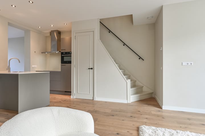 Photo 17 of De Ruyterstraat 72