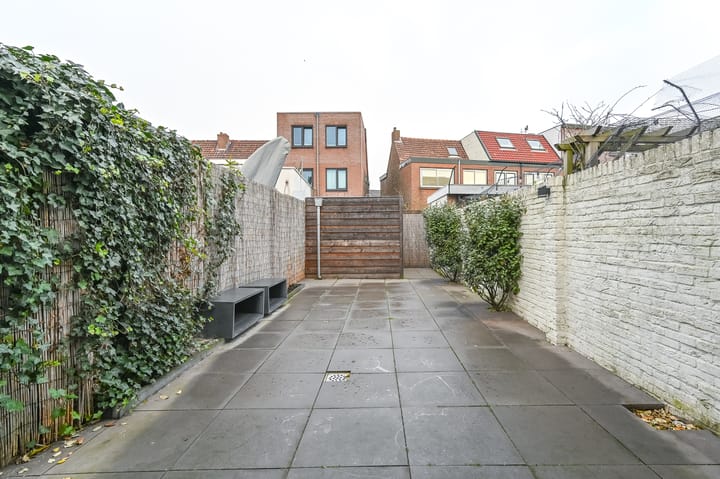 Photo 28 of De Ruyterstraat 72