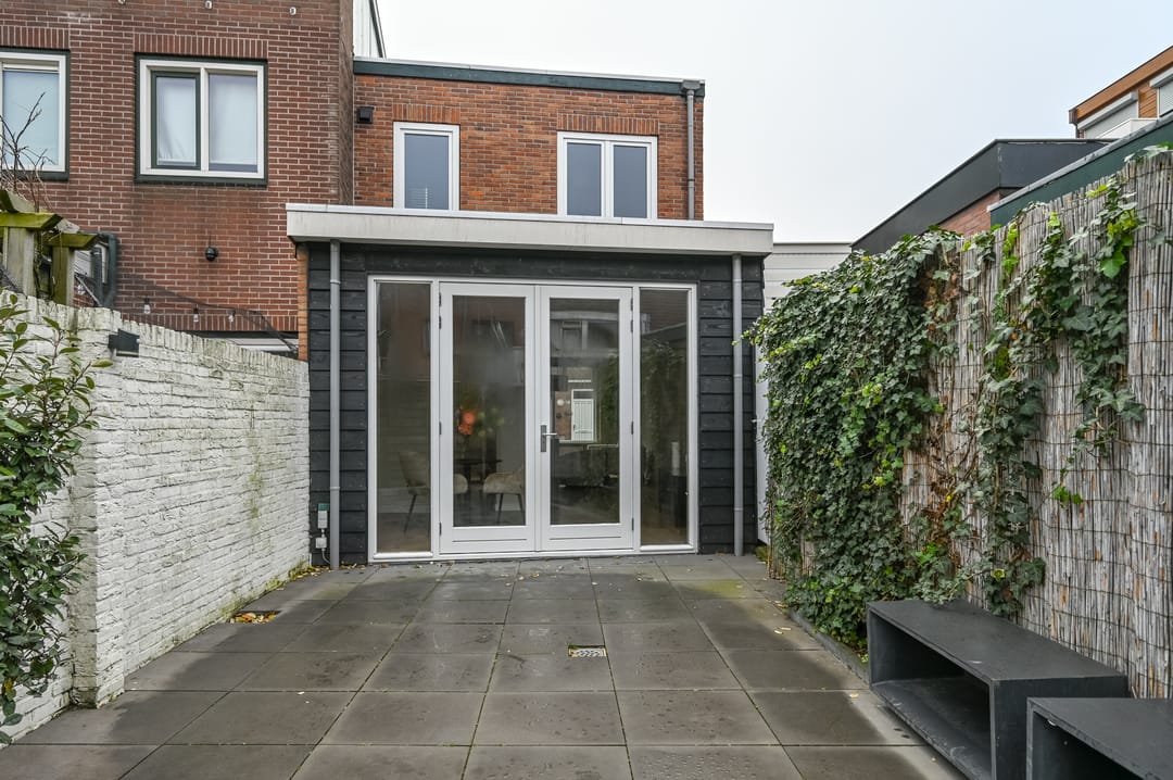 Foto 32 van De Ruyterstraat 72