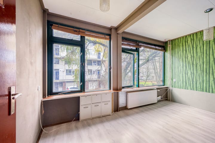 Photo 12 of W.H. Vliegenstraat 77