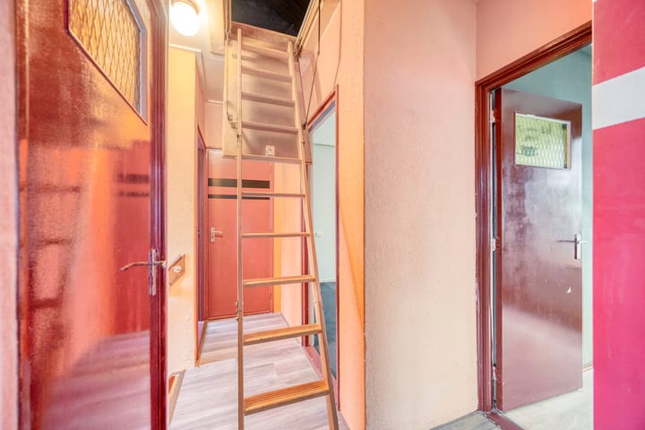 Photo 16 of W.H. Vliegenstraat 77