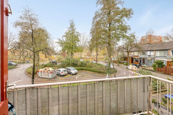 Photo 23 of W.H. Vliegenstraat 77