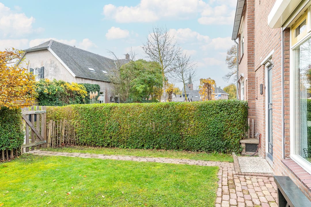 Photo 58 of Woudstraat 5
