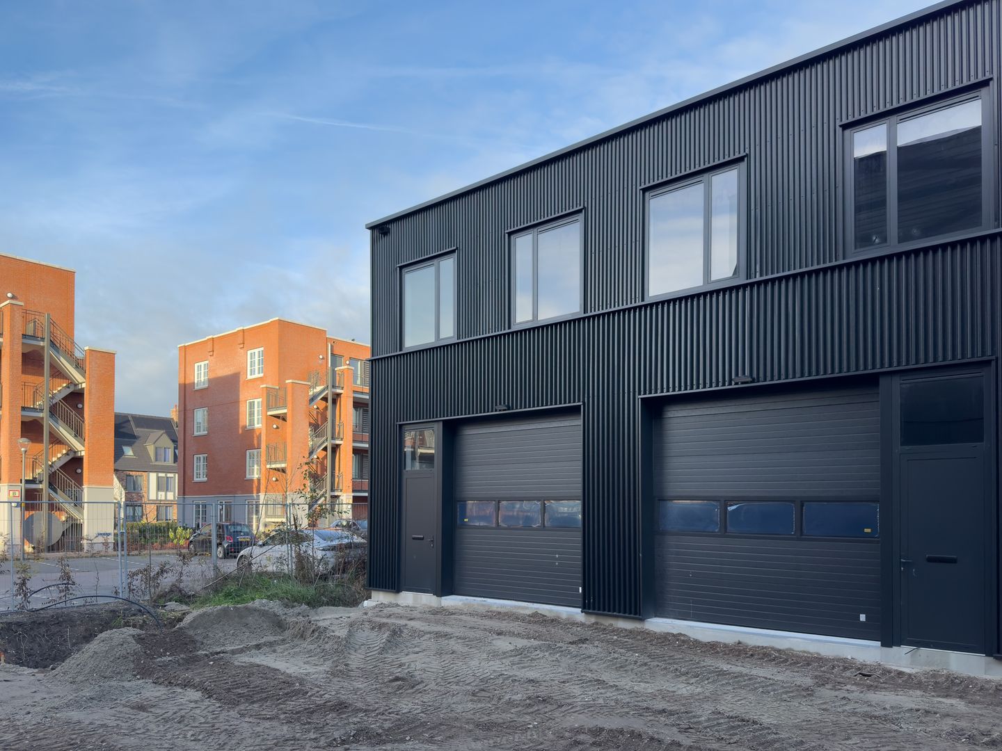 View photo 2 of Steur 410