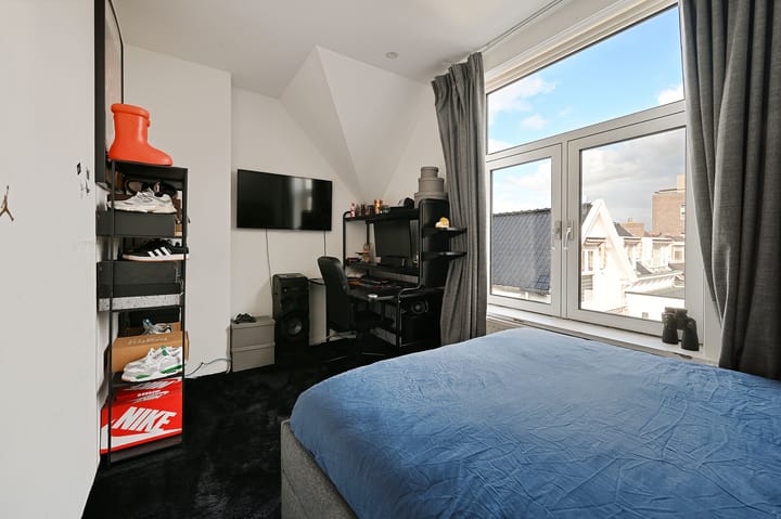 Foto 38 van Hooftstraat 136-A