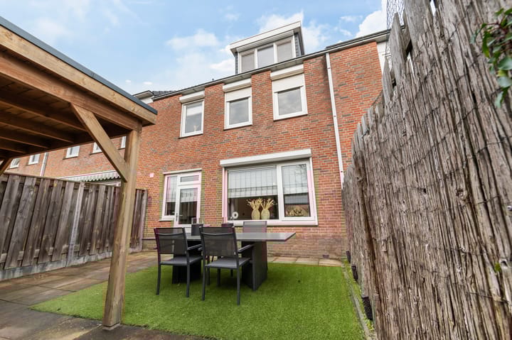 Photo 3 of G.W.B. Wondaalstraat 16