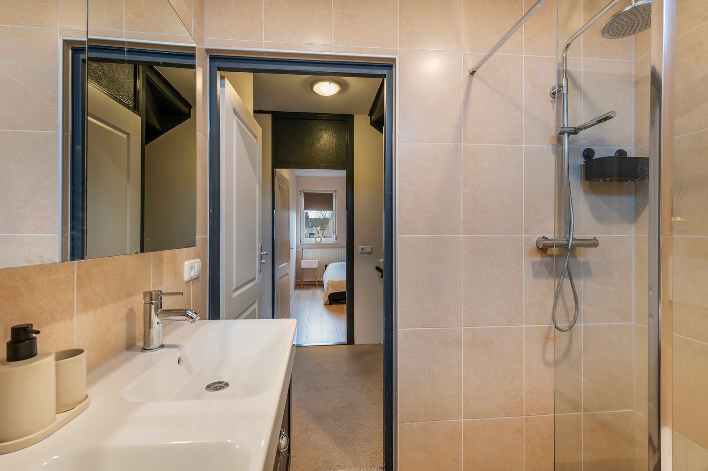 Foto 25 van G.W.B. Wondaalstraat 16