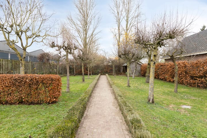 Photo 26 of Rooijensestraat 22