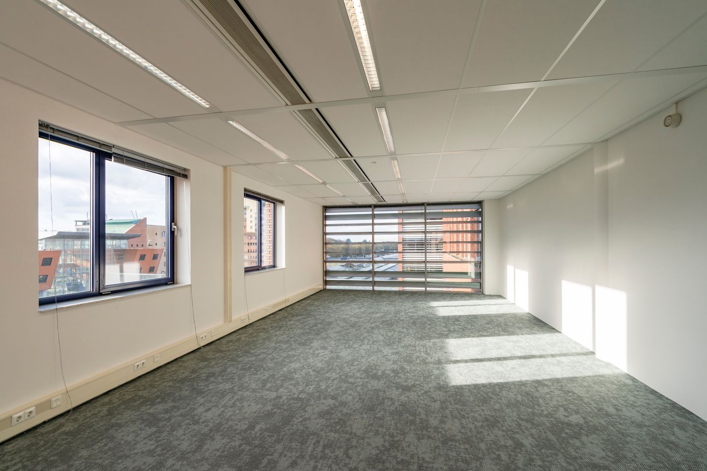 Bekijk foto 5 van Piet Mondriaanlaan 12