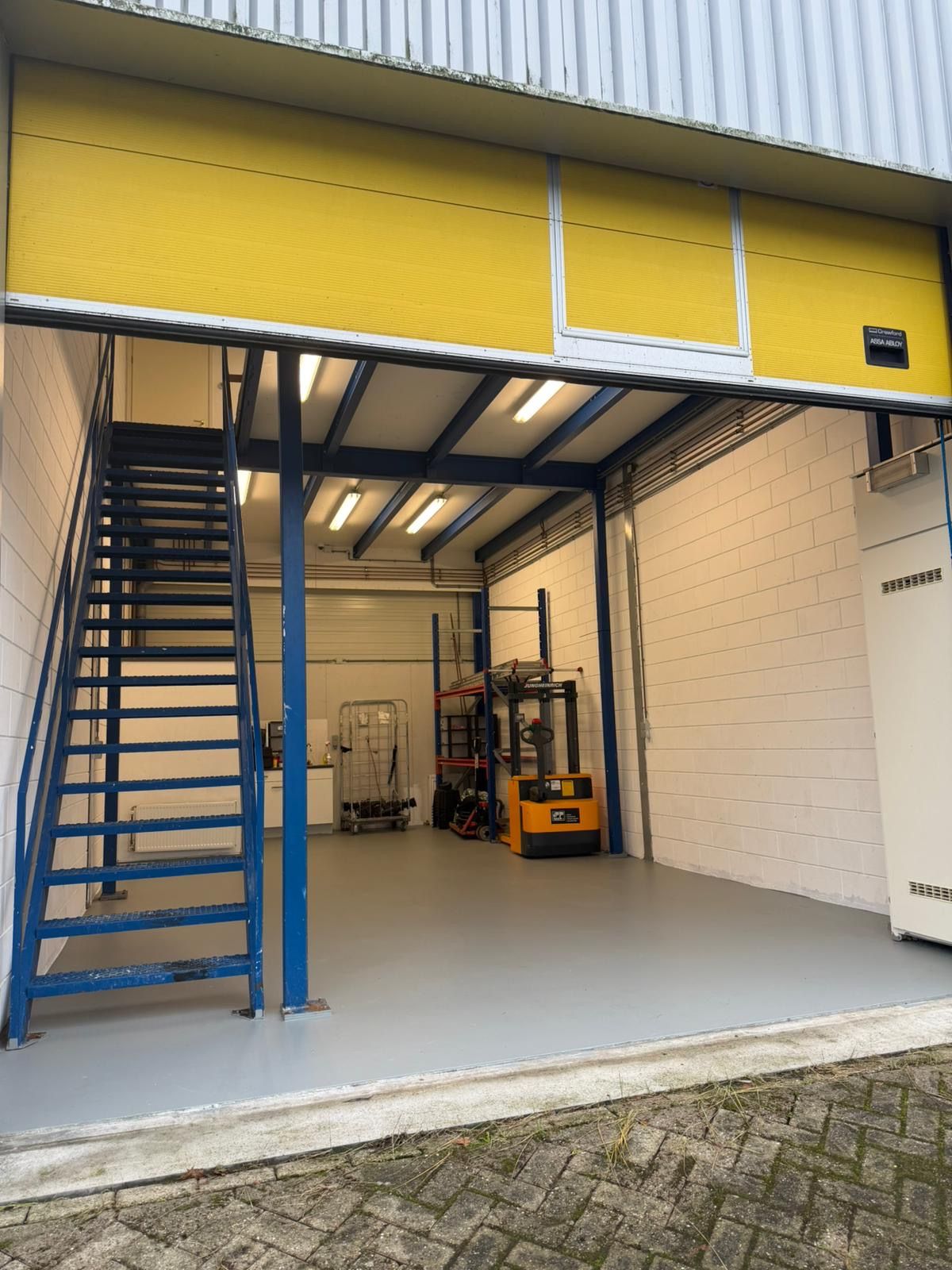 Bekijk foto 1 van C. Verolmelaan 221