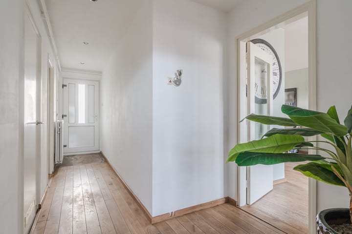 Foto 11 van Leenderweg 110