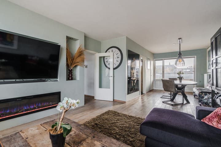 Foto 15 van Leenderweg 110