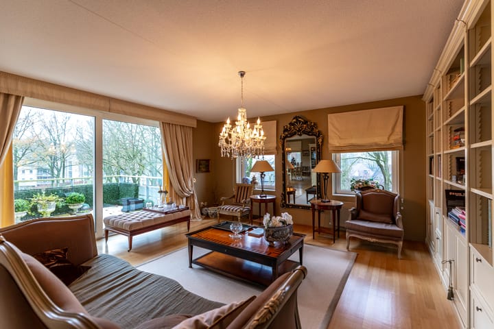 Foto 2 van Zuides 42