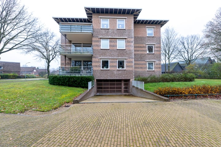 Foto 8 van Zuides 42