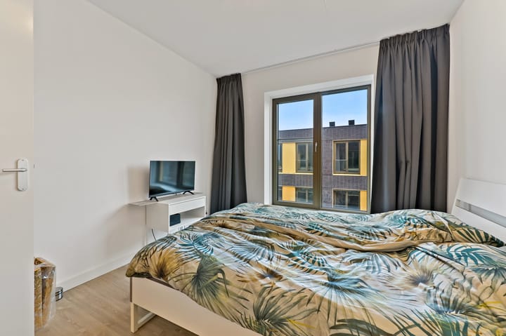 Photo 14 of Brouwhuisstraat 6-V