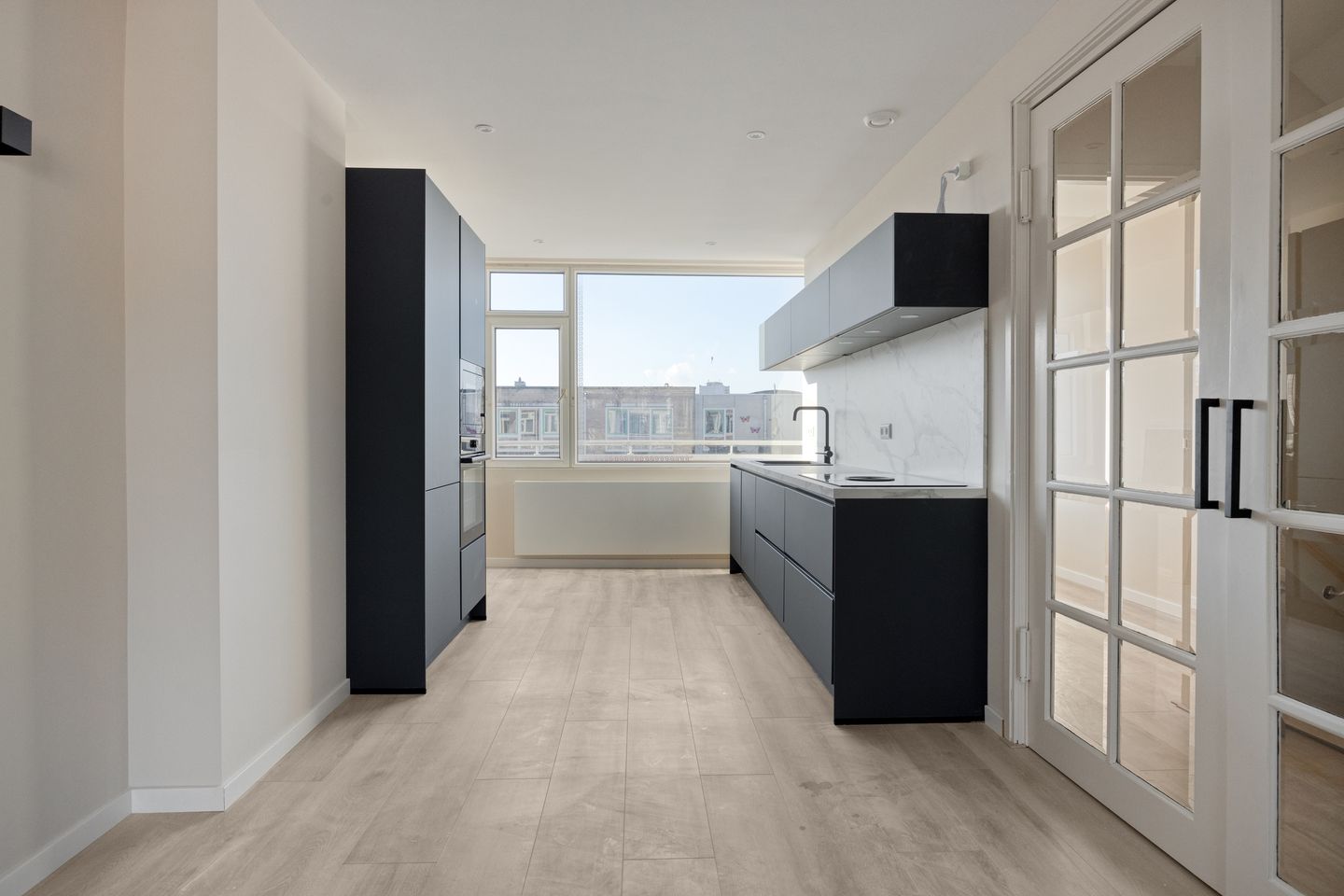 Photo 4 of Texelsestraat 75-A