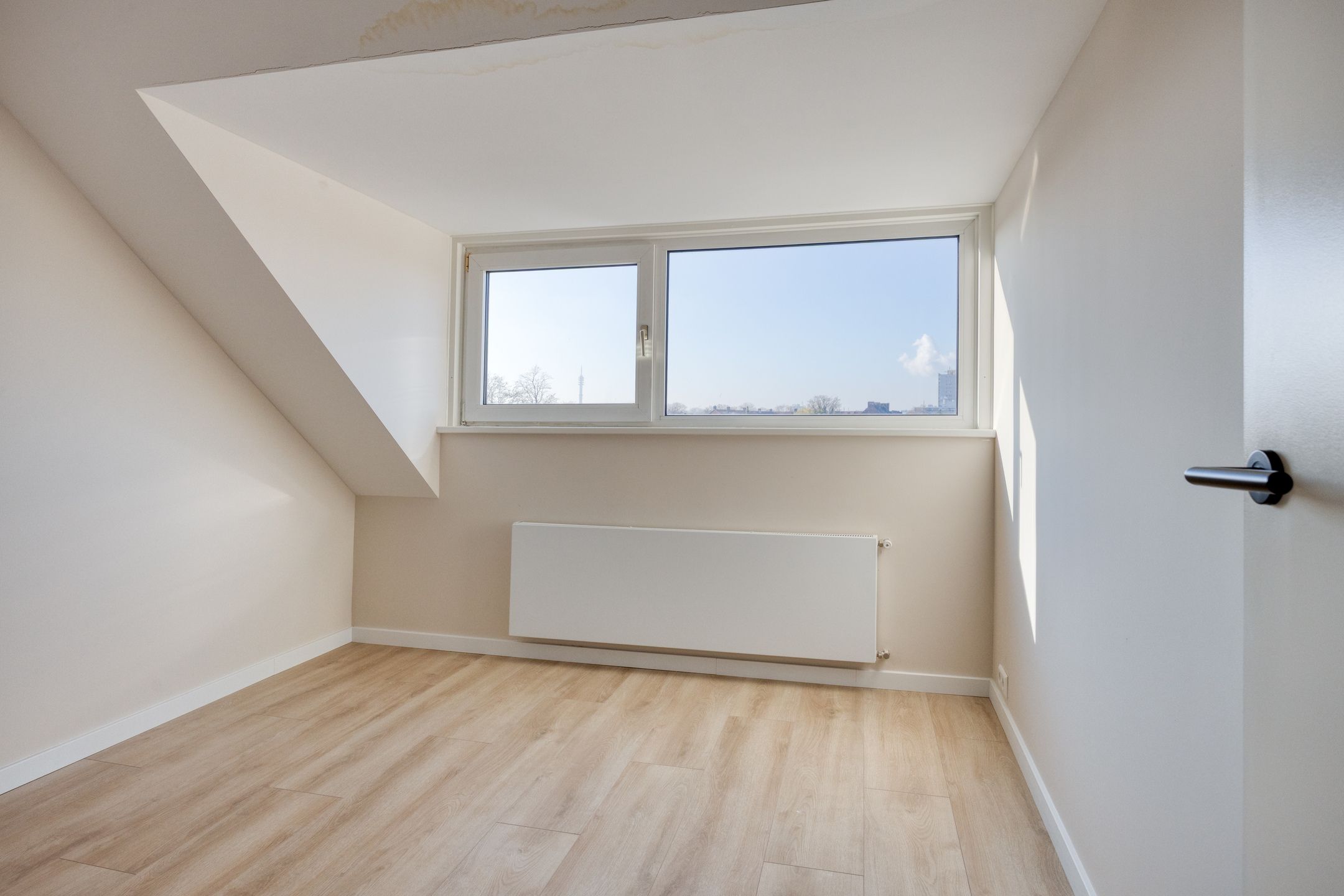 Photo 18 of Texelsestraat 75-A