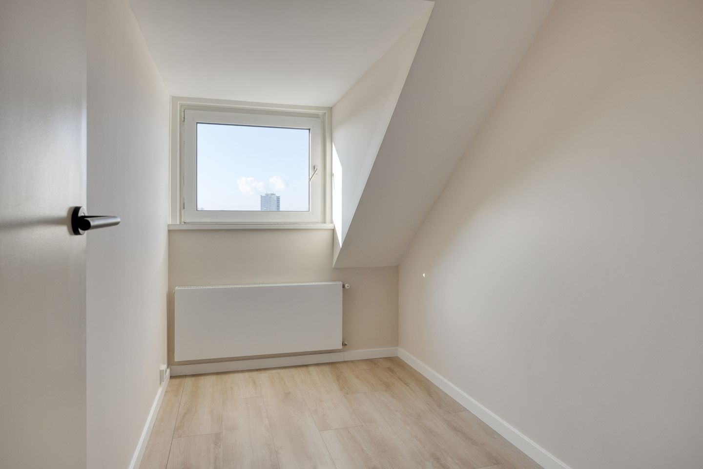 Photo 19 of Texelsestraat 75-A