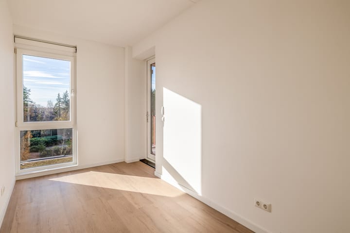 Foto 27 van Meerring 111