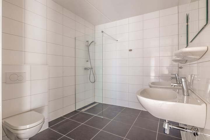 Foto 28 van Meerring 111