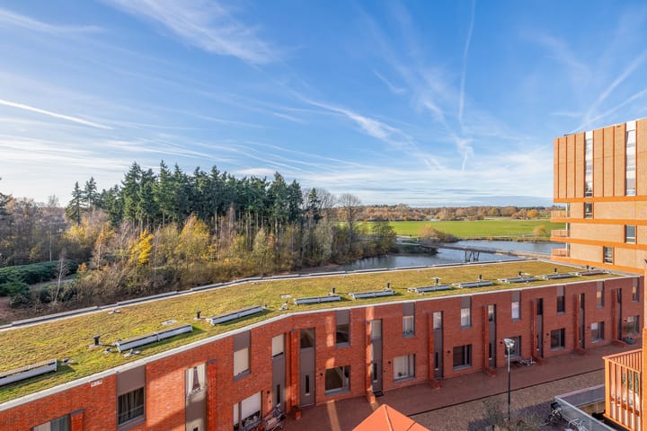 Foto 32 van Meerring 111