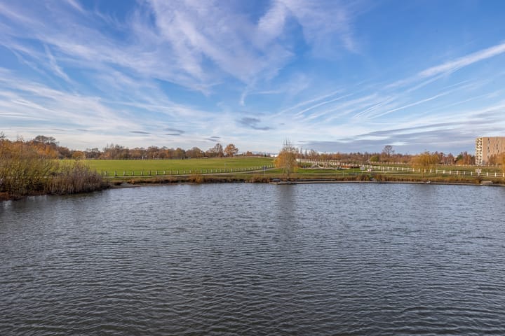 Foto 40 van Meerring 111