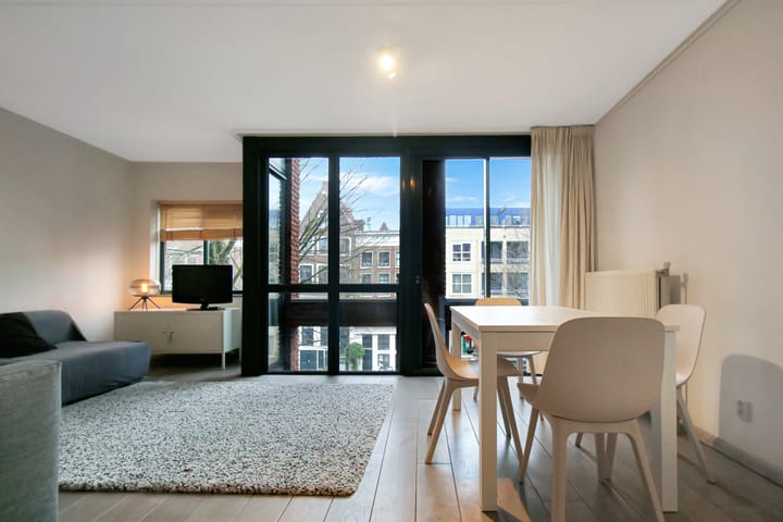 Photo 2 of Looiersgracht 52-E