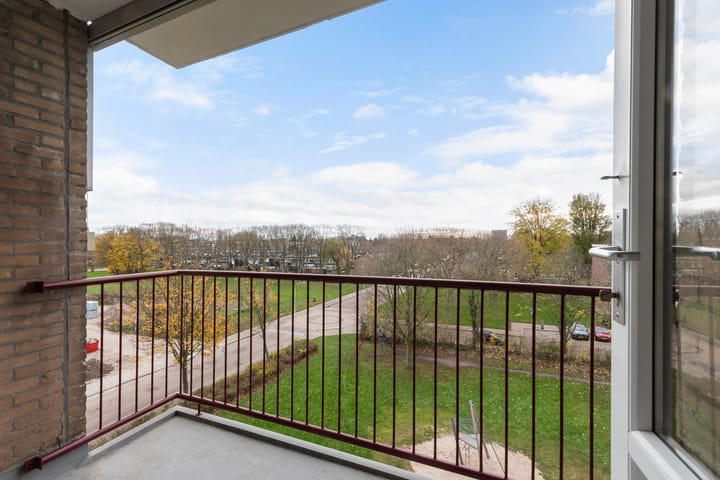 Foto 10 van Menno ter Braakstraat 68