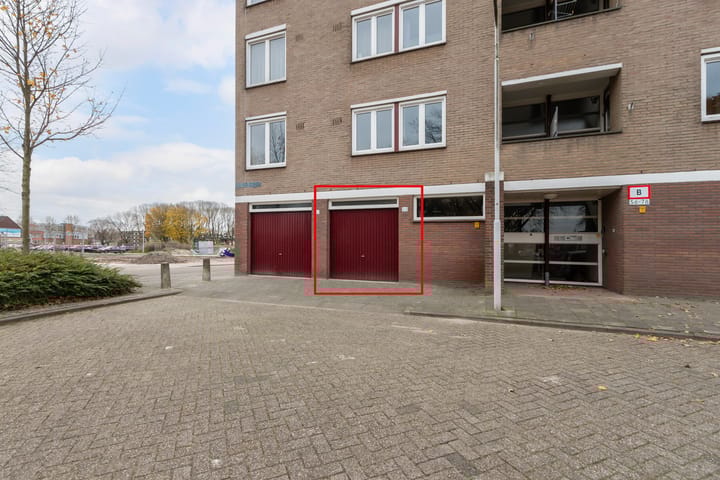 Foto 17 van Menno ter Braakstraat 68