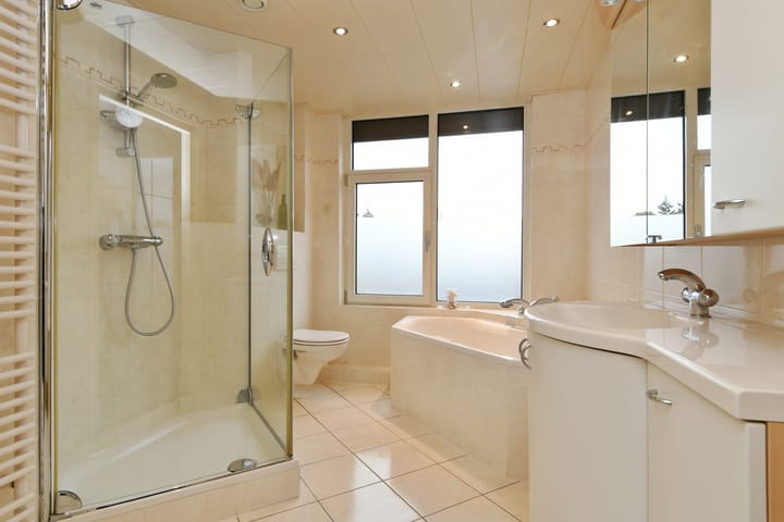 Foto 15 van Tromplaan 102