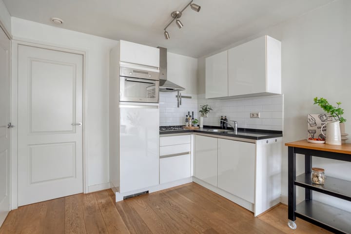 Foto 15 van Anjeliersstraat 50-E