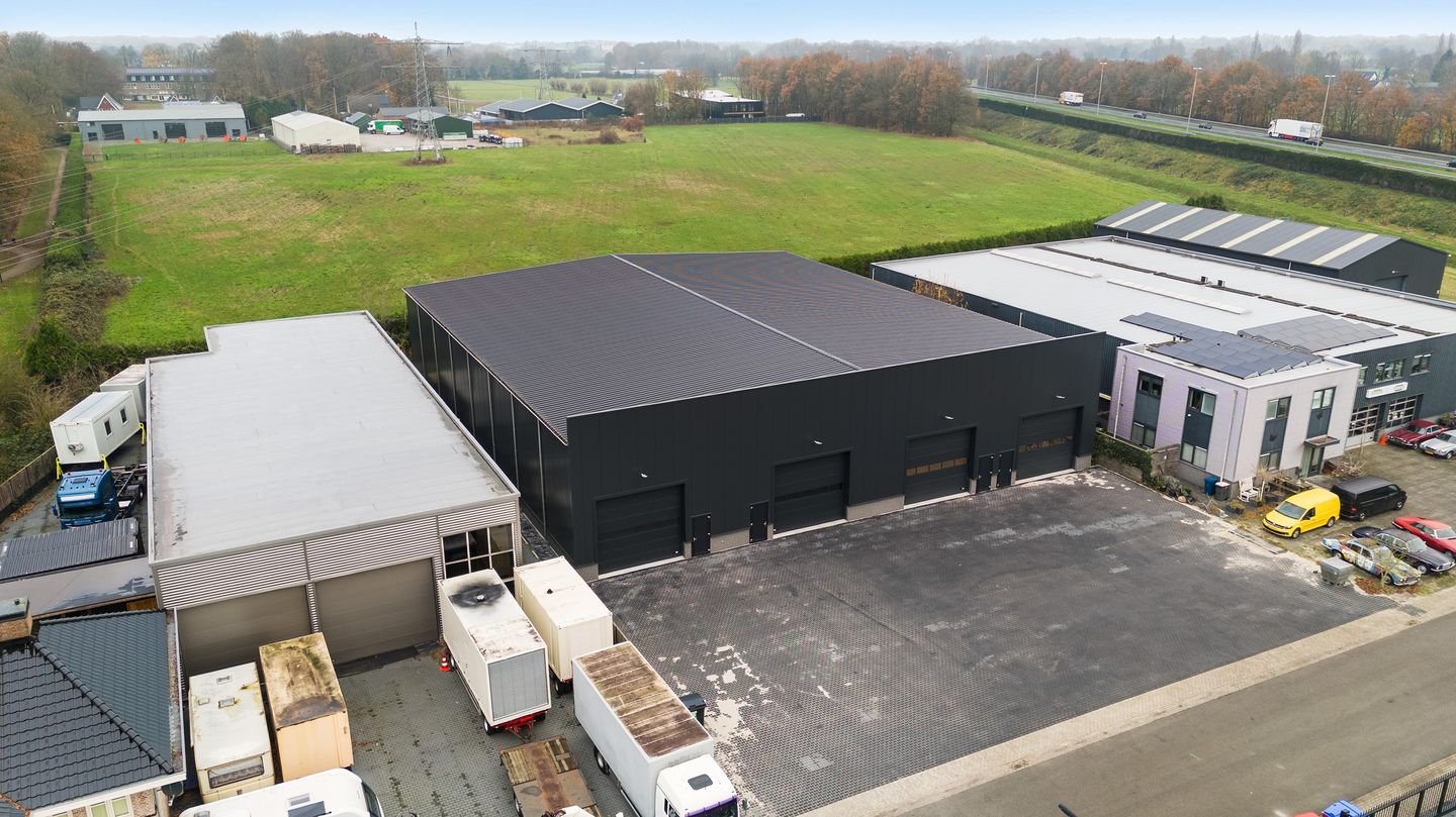 Bekijk foto 4 van De Rotstuin 45