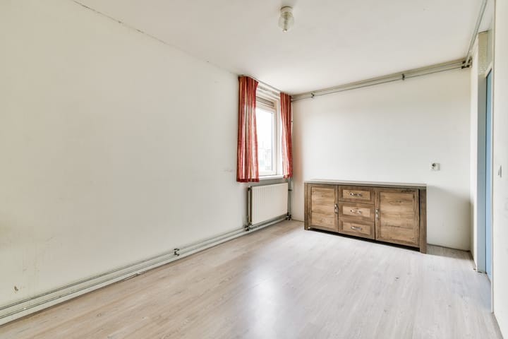 Photo 23 of Schoklandstraat 5