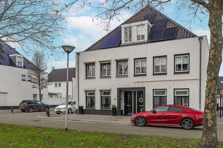 Photo 2 of Thornerstraat 9