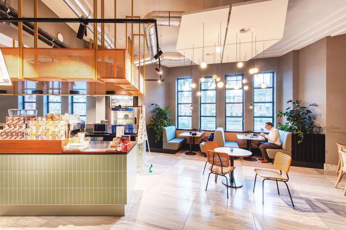 View photo 4 of Spaarneplein 2