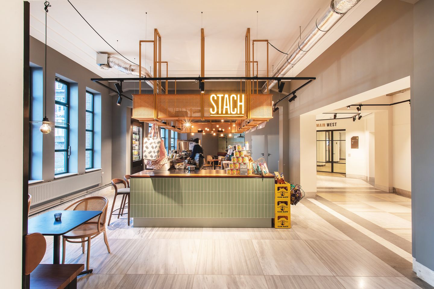 View photo 3 of Spaarneplein 2