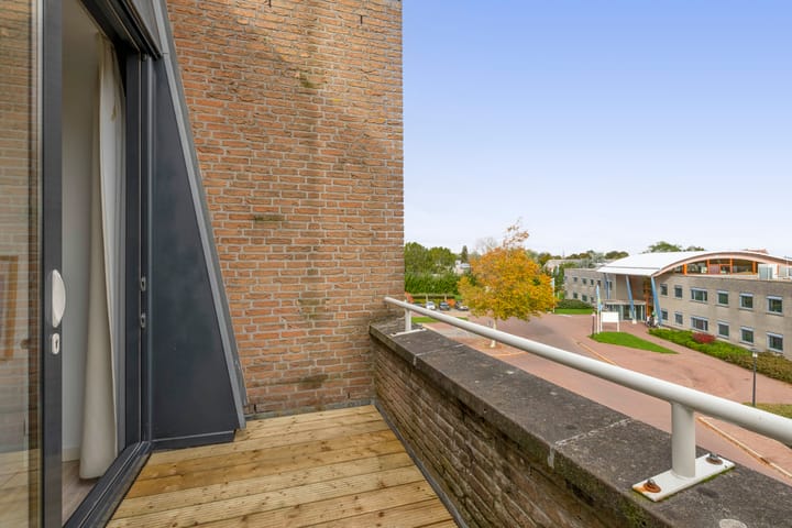 Photo 12 of Teylersplein 2-C6