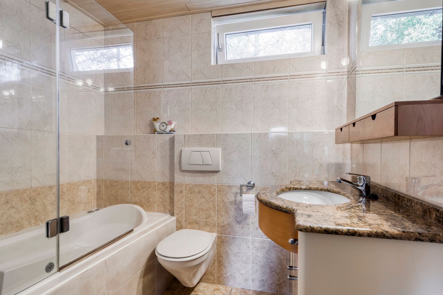 Photo 20 of Frederik van Eedenlaan 16