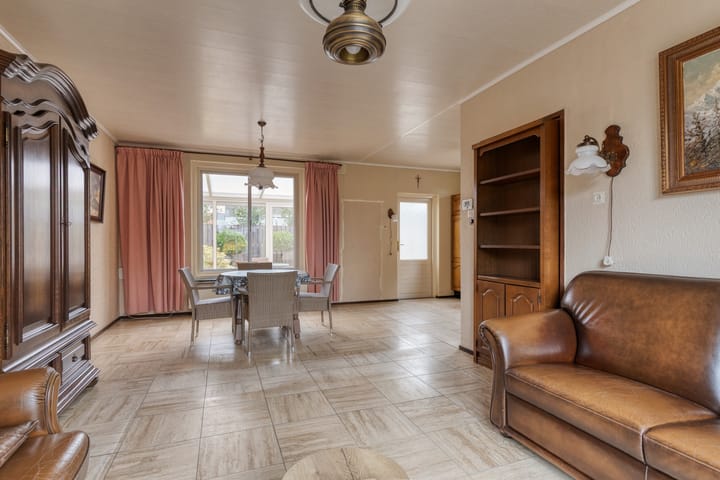 Photo 15 of Brakelstraat 8