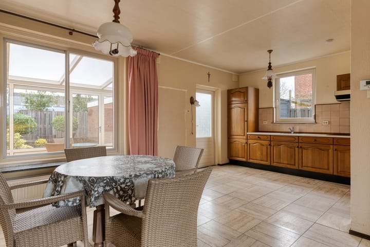 Photo 18 of Brakelstraat 8