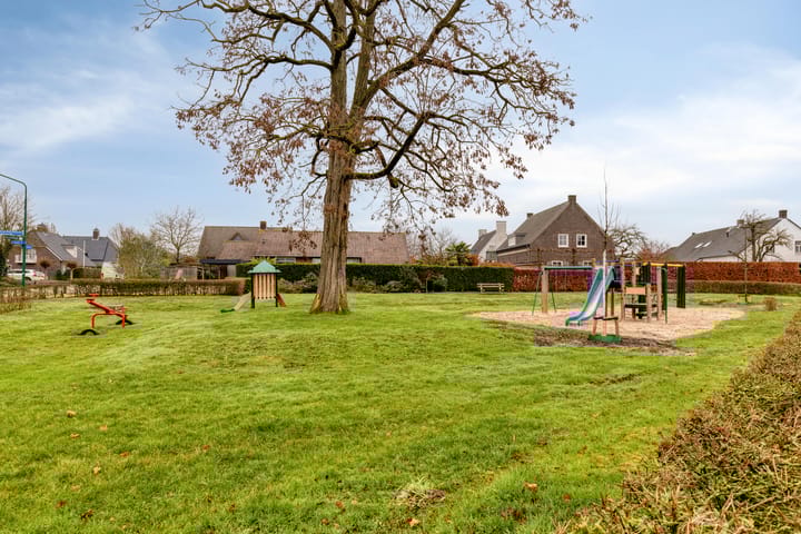 Photo 41 of Brakelstraat 8