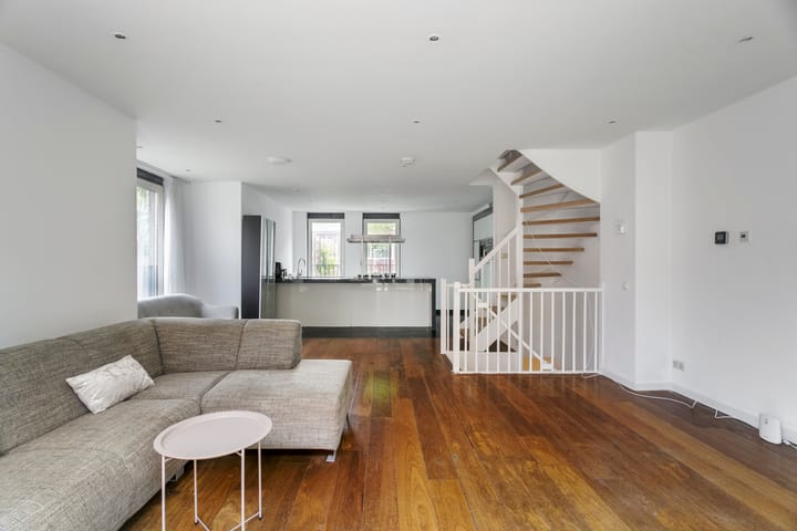 Photo 2 of Dr. E. Boekmanstraat 25