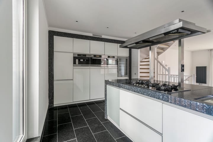 Photo 6 of Dr. E. Boekmanstraat 25