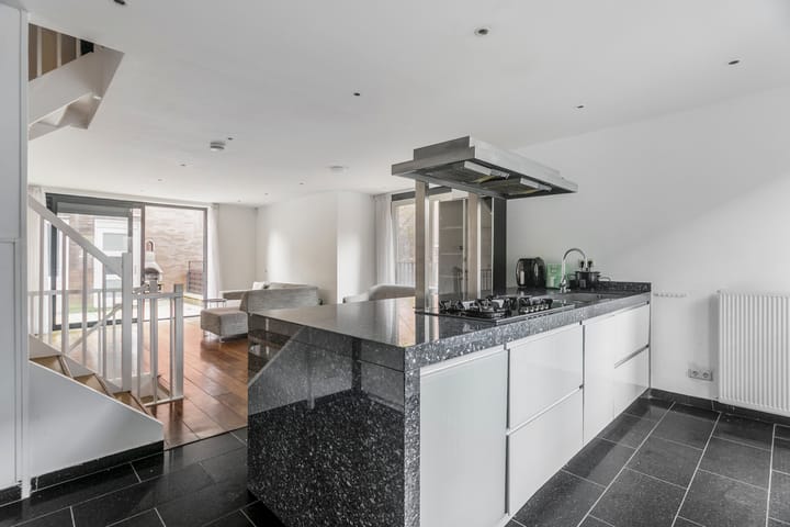 Photo 7 of Dr. E. Boekmanstraat 25