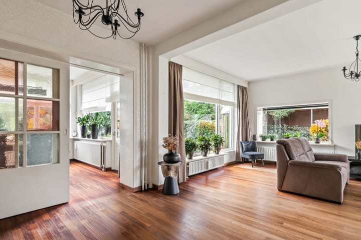 Foto 10 van Pastoor van Delftlaan 3