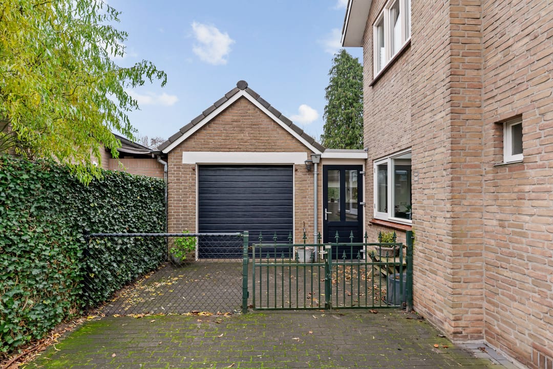 Photo 28 of Pastoor van Delftlaan 3