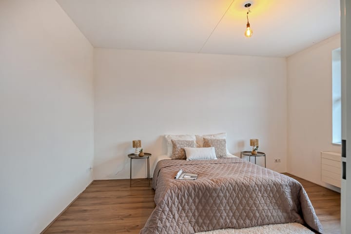 Foto 16 van Westervoortsedijk 16-25