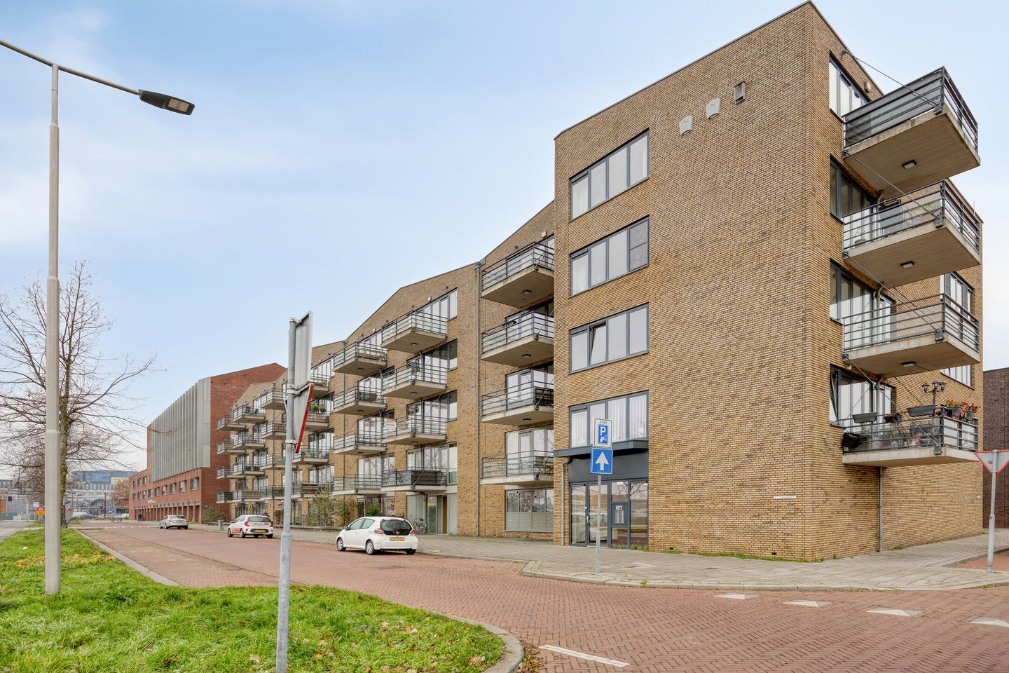 Foto 34 van Westervoortsedijk 16-25