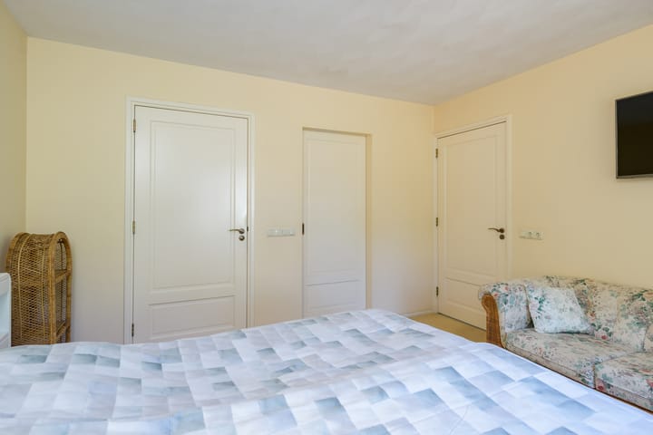 Foto 9 van Hietveldweg 1